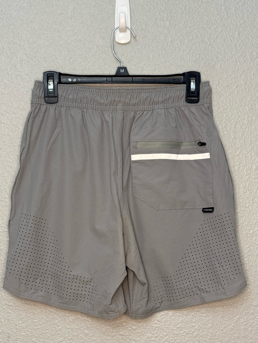 Legends | Luka Performance Shorts No Liner | Light Gray Heather | Size Small - Picture 2 of 3